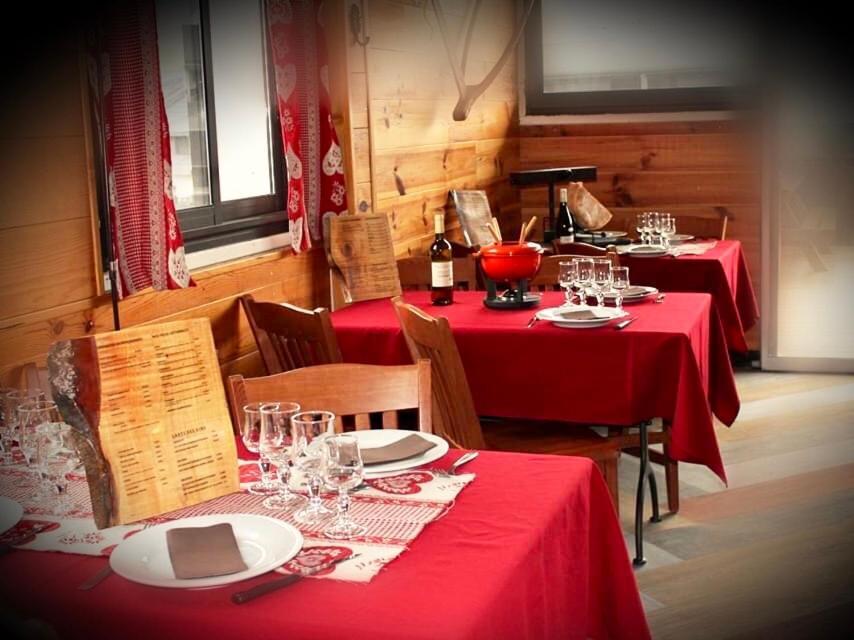 ô 1700 Ffs Hotel