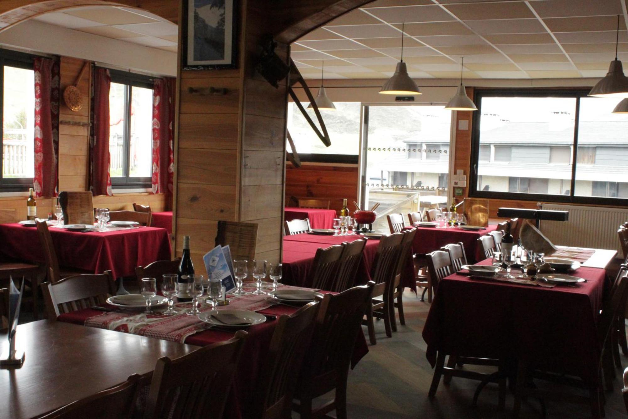 ô 1700 Ffs Hotel Saint-Lary-Soulan